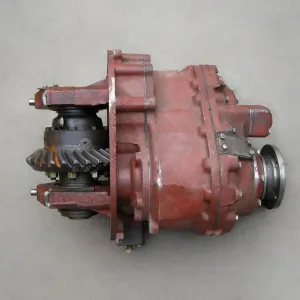 Редуктор среднего моста МАЗ 6430-2502010-020